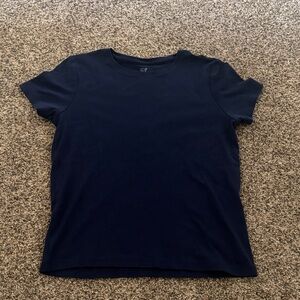 Vineyard Vines navy tee!